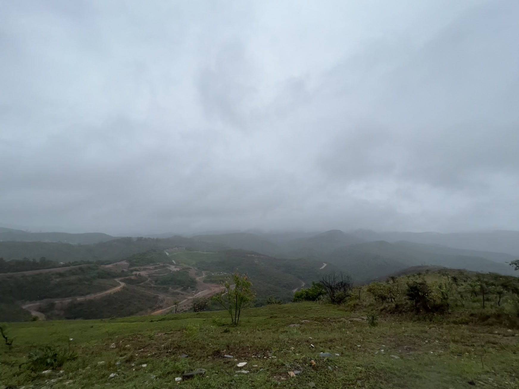 Travessia BH → Raposos · Serra do Curral — foto 1